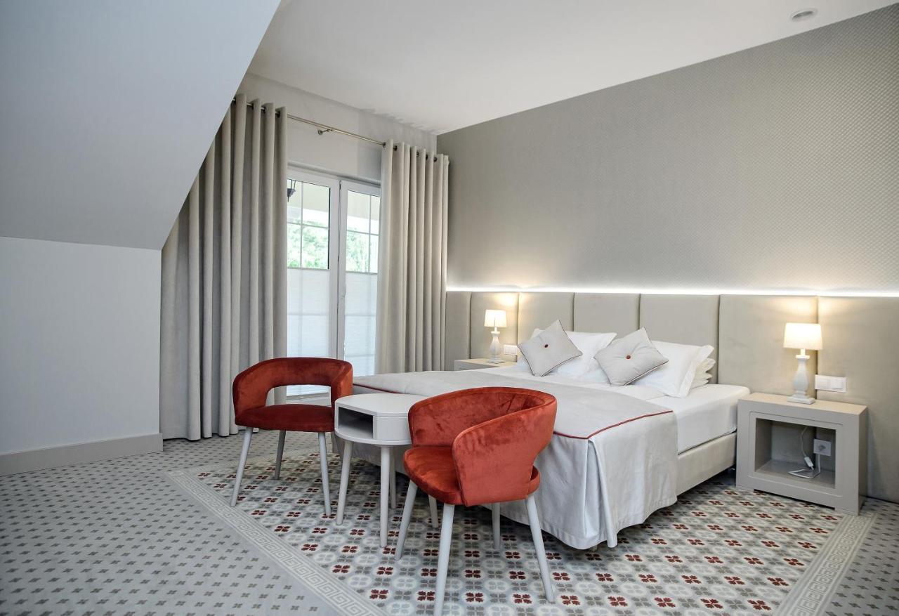 Hotel Basniowa Wyszków Esterno foto