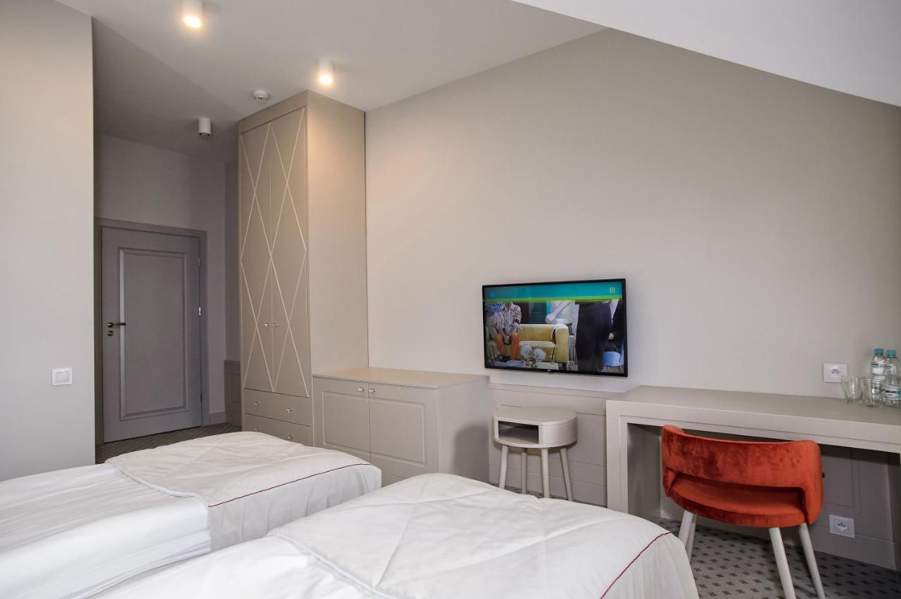 Hotel Basniowa Wyszków Esterno foto
